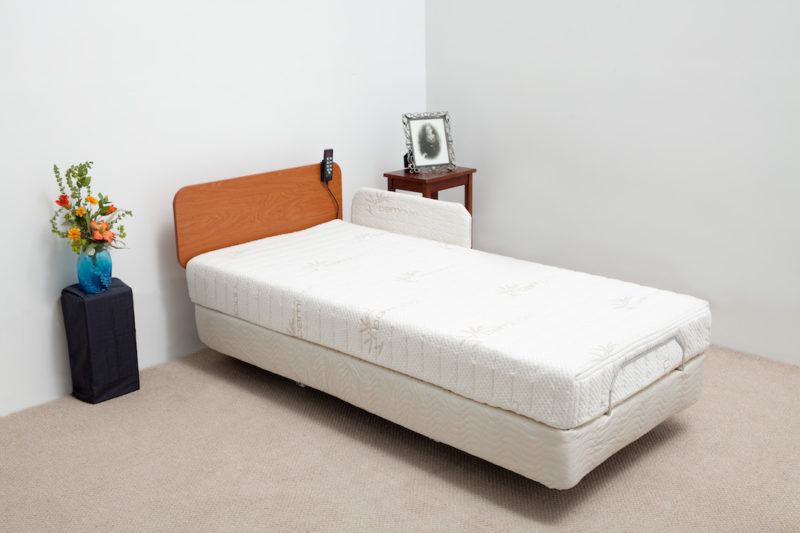 Mesa supernal transfer master high low howspital bed  